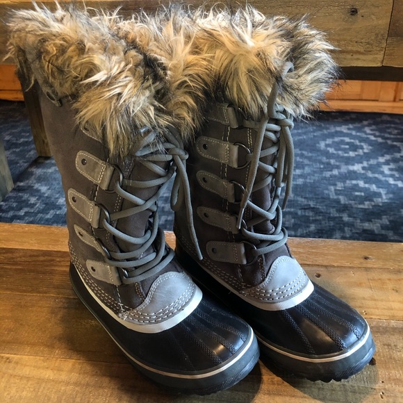 Sorel Joan of Arctic boots - Picture 3 of 4